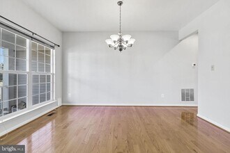 9871 Upper Mill Loop in Linton Hall, VA - Building Photo - Building Photo