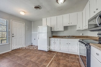 7 Pershing Dr in Denison, TX - Building Photo - Building Photo