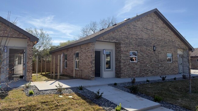 3604 Paola St in Edinburg, TX - Building Photo - Building Photo