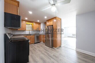 307 W Main St in Barnstable, MA - Building Photo - Building Photo