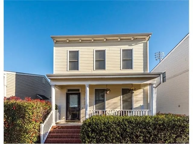 property at 1706 W Moore St