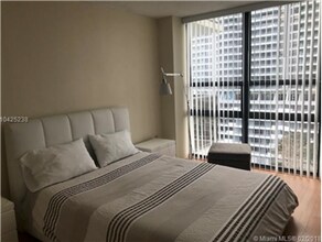 600 NE 36th St-Unit -1111 in Miami, FL - Building Photo - Building Photo