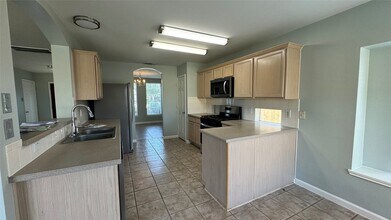 14614 Vaughnville Dr in Houston, TX - Building Photo - Building Photo