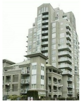 Grandview Court in Surrey, BC - Building Photo