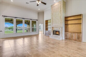 6241 Lago Vista Dr in Corpus Christi, TX - Building Photo - Building Photo