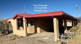 4250 Peralta Pl in Las Cruces, NM - Building Photo