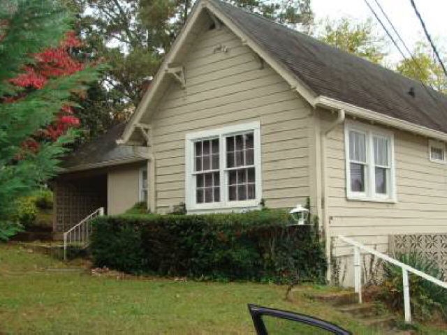 463 Irvin St in Cornelia, GA - Building Photo - Building Photo