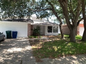 2230 Bird Island Dr in Corpus Christi, TX - Building Photo