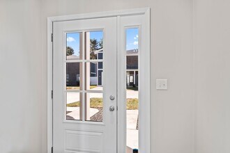 4205 Taylor Cv Ct in Louisville, KY - Building Photo - Building Photo