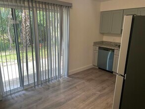 16841 Juanita Ave in Ft. Myers, FL - Building Photo - Building Photo