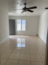 2910 NW 31st St in Miami, FL - Foto de edificio - Building Photo