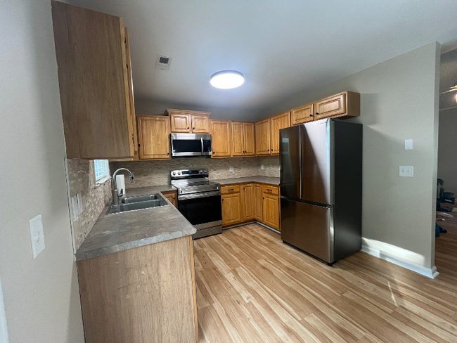 114 Belvedere Dr in Holly Ridge, NC - Building Photo - Building Photo