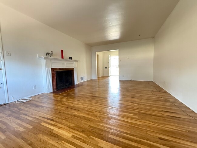 property at 1333 E Colton Ave