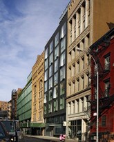48 Bond St in New York, NY - Building Photo