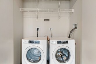 797 S Clark St in Chicago, IL - Foto de edificio - Building Photo