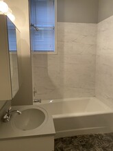 2172 W Eastwood Ave, Unit Apt 1 in Chicago, IL - Building Photo - Building Photo