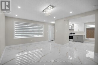 1046 Jalna Blvd in London, ON - Building Photo - Building Photo