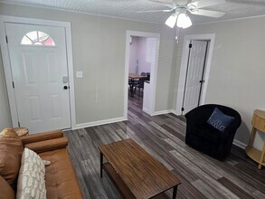 136 Spring St in Greer, SC - Building Photo - Building Photo