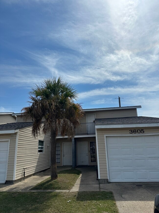 property at 3605 Jupiter Dr