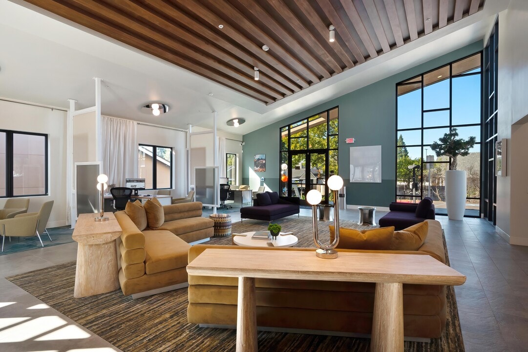 Canyon Terrace Apartments in Folsom, CA - Building Photo