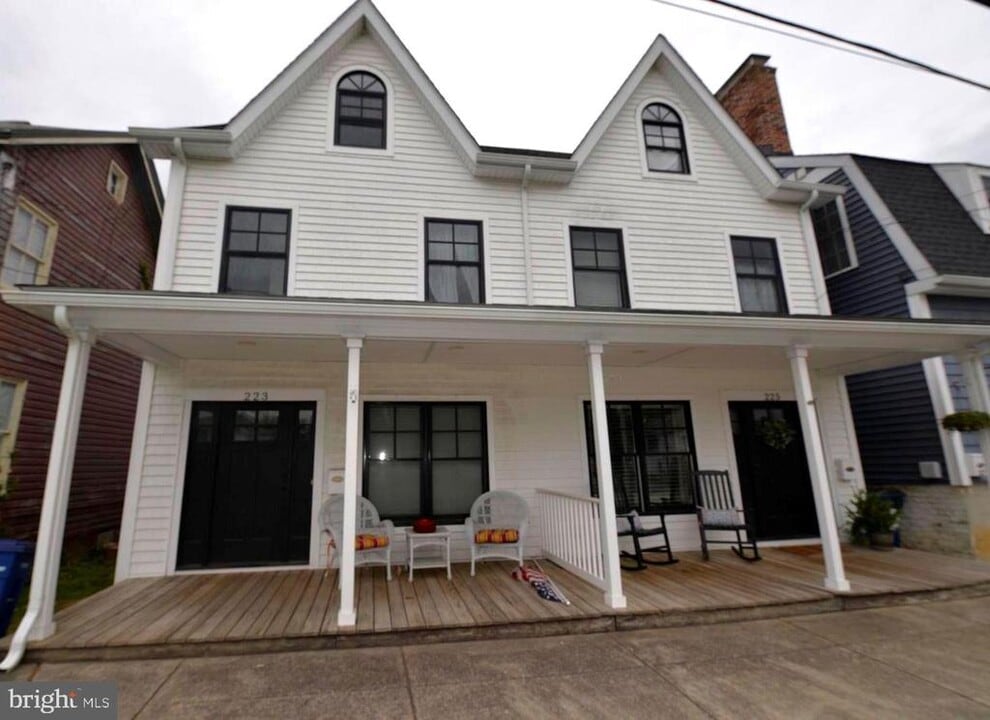 225 S Commerce St in Centreville, MD - Building Photo