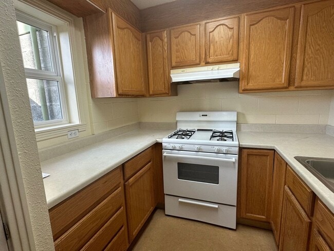 property at 1261 16th St