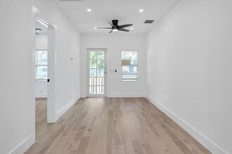 829 N K St in Lake Worth Beach, FL - Building Photo - Building Photo