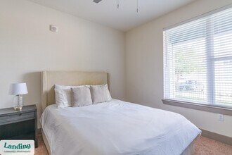 300 Enclave Dr, Unit 2103 in Conroe, TX - Building Photo - Building Photo