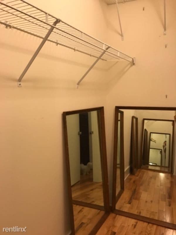 1060 Worlds Fair Park Dr in Knoxville, TN - Building Photo - Building Photo