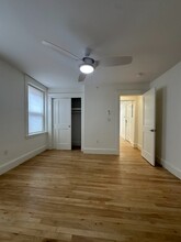 15 Alton Pl, Unit 02 in Brookline, MA - Building Photo - Building Photo