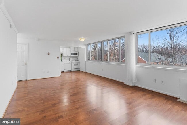 property at 5353 Columbia Pike