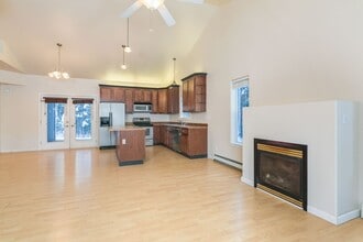 2315 Long Shadow Dr in North Pole, AK - Building Photo - Building Photo