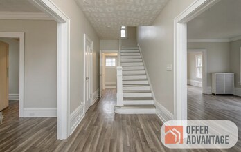 12980 Cedar Rd in Cleveland Heights, OH - Building Photo - Building Photo