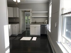 9 Neponset Ct in Boston, MA - Building Photo - Building Photo