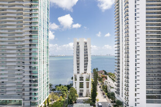 Bayhouse Miami in Miami, FL - Building Photo - Building Photo