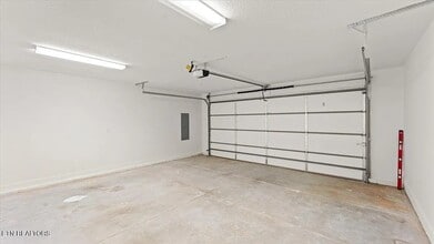 6500 Locust Grove Ln in Knoxville, TN - Building Photo - Building Photo