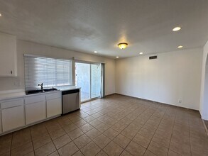 7026 Westbrook Ave in Las Vegas, NV - Building Photo - Building Photo