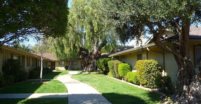 property at 816 E Washington Ave