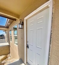 108 N Gibraltar Dr in El Paso, TX - Building Photo - Building Photo