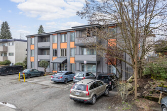 Maria Manor Apartments in Seattle, WA - Building Photo - Primary Photo