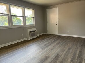 709 Daniels St in Raleigh, NC - Building Photo - Building Photo