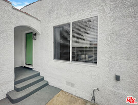 1814 S Longwood Ave in Los Angeles, CA - Building Photo - Building Photo