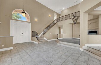 10672 Blue Nile Ct in Las Vegas, NV - Foto de edificio - Building Photo