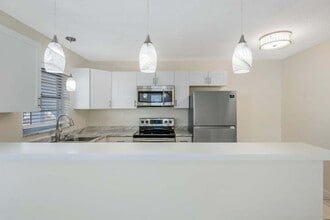 330 N J St in Lake Worth Beach, FL - Building Photo - Building Photo