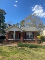 606 Ridgewood Ave in Gainesville, GA - Building Photo