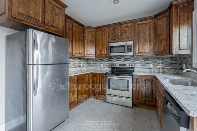 property at 9936 Falcon Crest Dr
