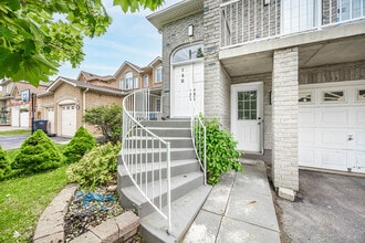140 Yuile Ct in Brampton, ON - Building Photo - Building Photo
