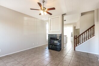 1418 Post Oak Dr in Rowlett, TX - Foto de edificio - Building Photo