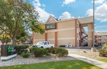 Furnished Studio-Fresno - North in Fresno, CA - Building Photo - Building Photo