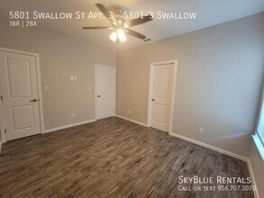 5801 Swallow St in McAllen, TX - Building Photo - Building Photo